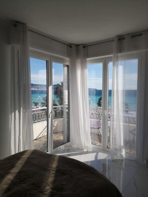 Front, Superbe Pour 4 Personnes Nice