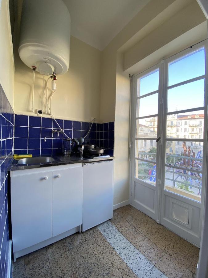 Apartment Carre D'or - Studio Gubernatis *