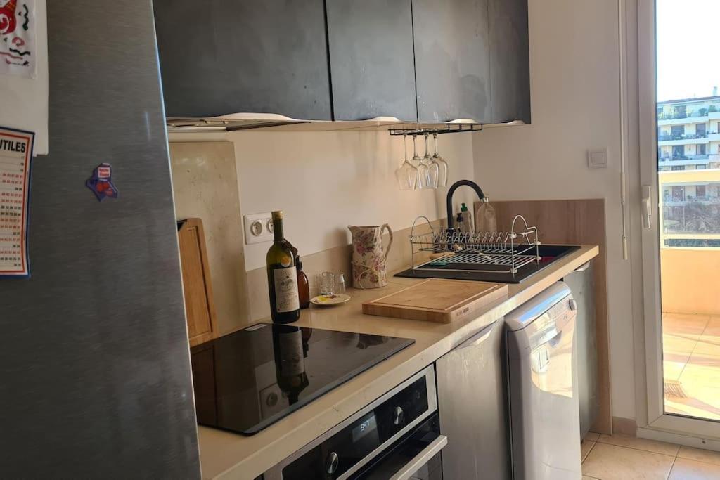 Apartment Vue Mer Sur Les Hauteurs De *