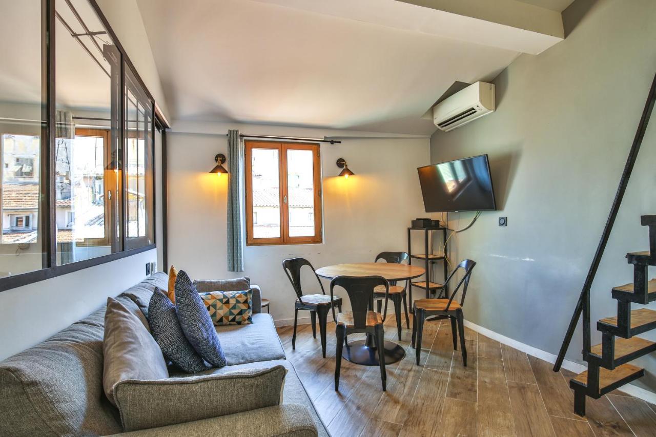 Magnifique 3 Pieces Mezzanine, Vieux / Wifi Apartment Nice