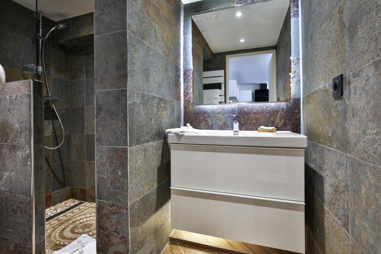 Magnifique 3 Pieces Mezzanine, Vieux / Wifi Apartment *