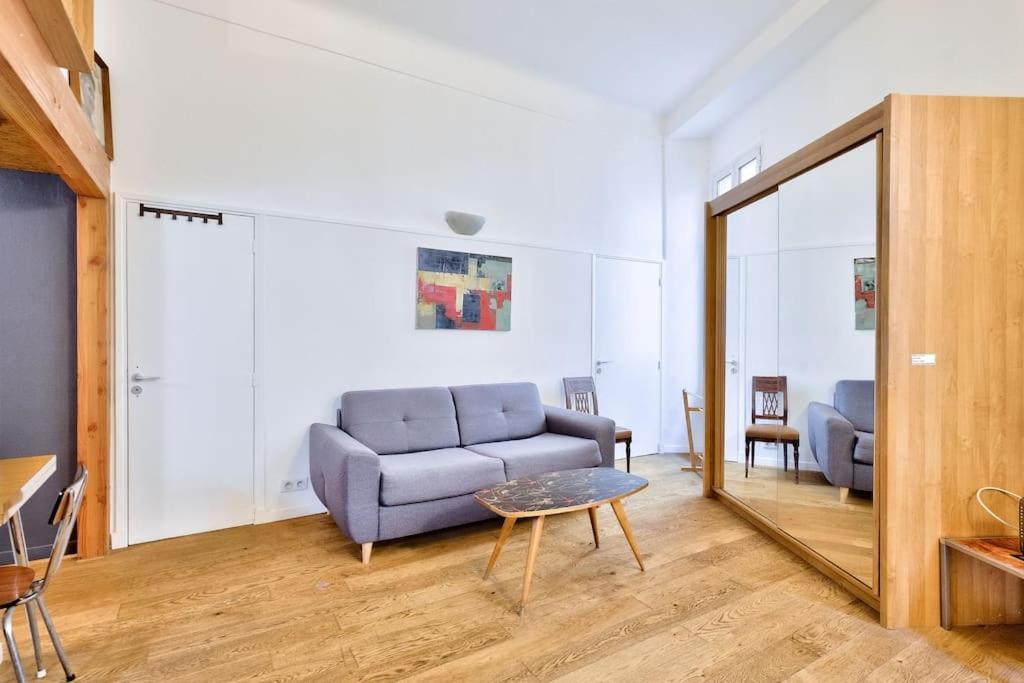 Apartment Studio Avec Mezzanine Au Coeur De La Vieille *
