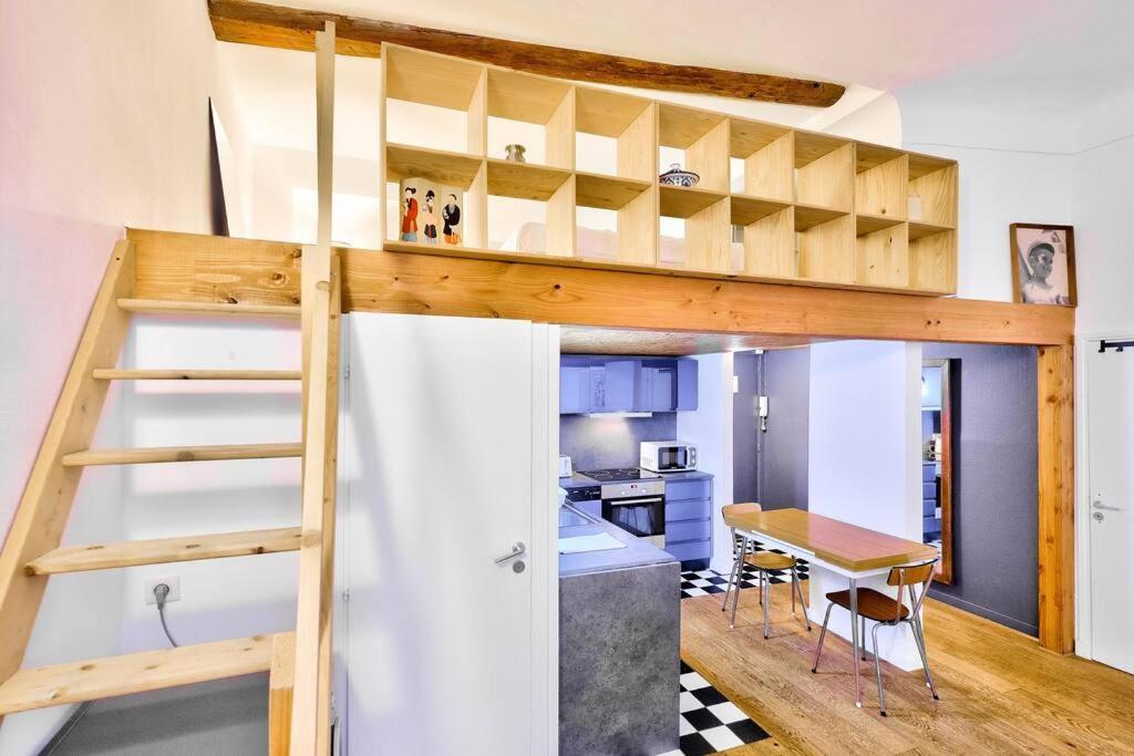 Apartment Studio Avec Mezzanine Au Coeur De La Vieille Nice