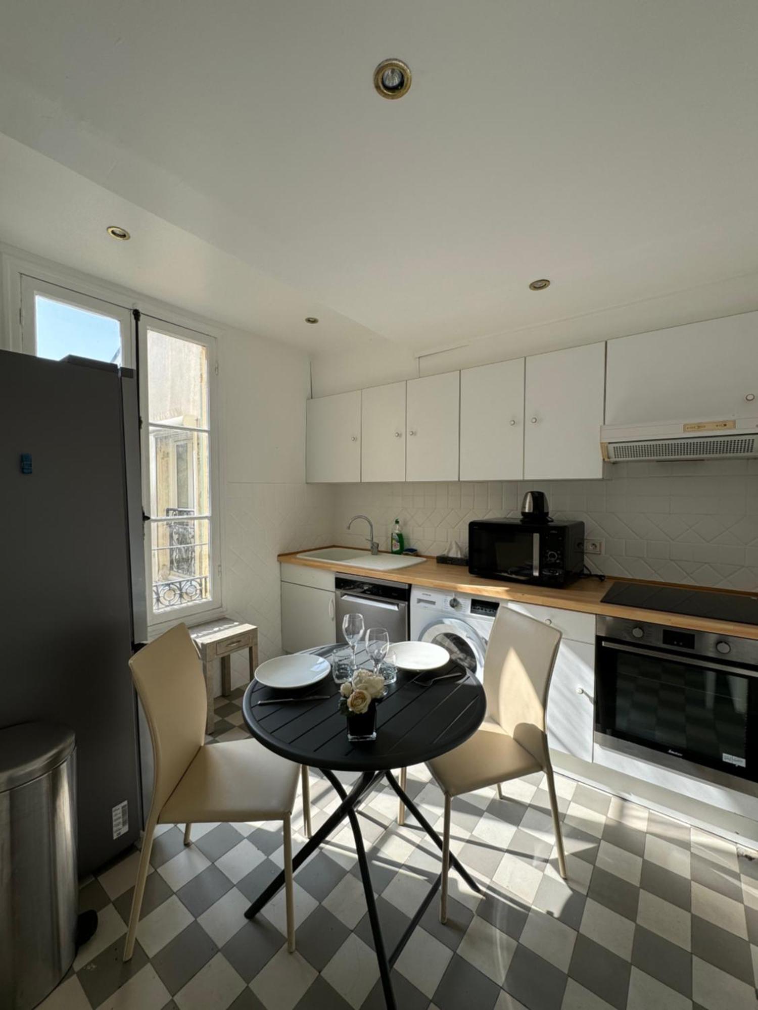 Aston - Centre Massena * Nice