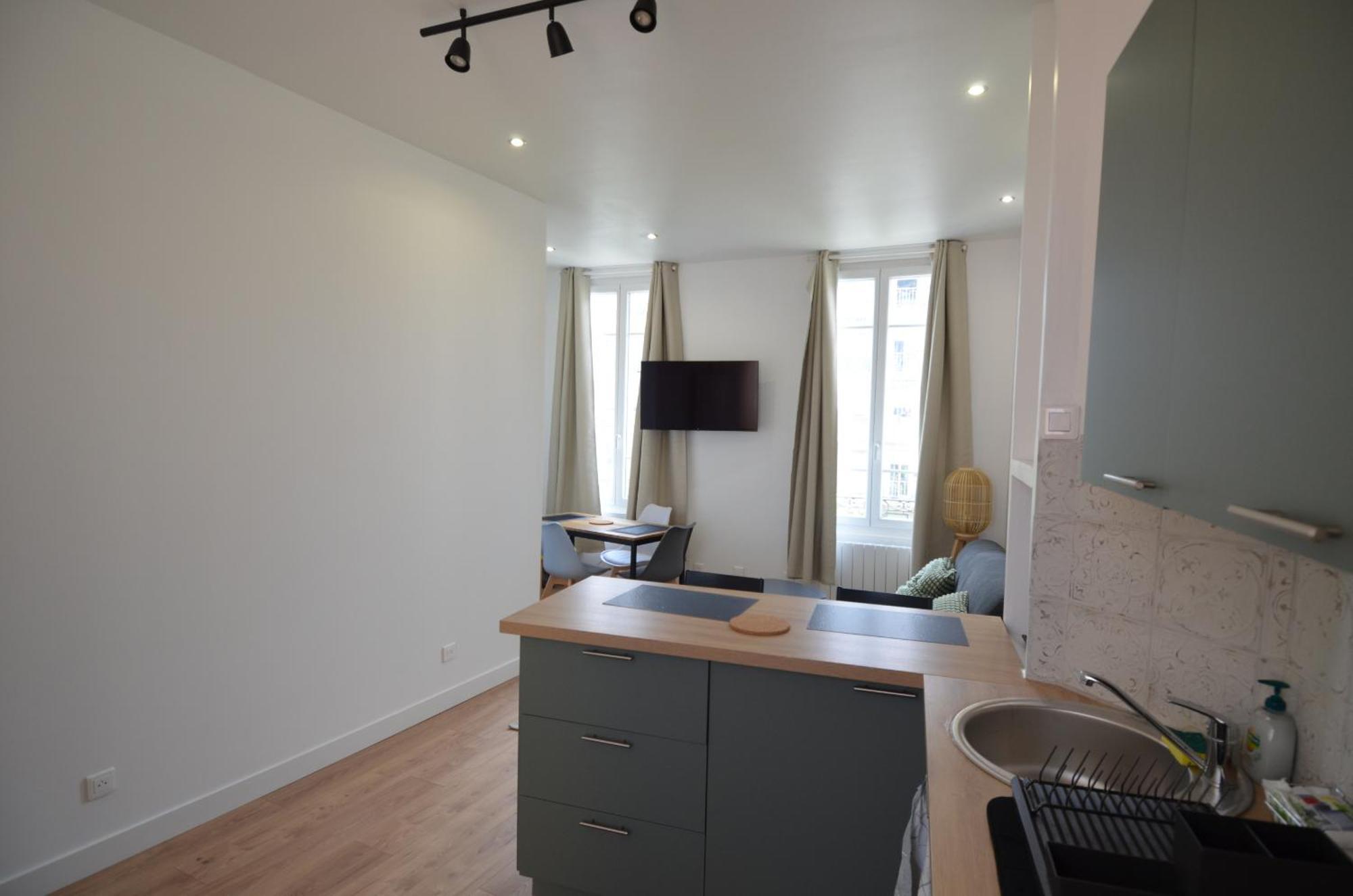 Californie - Superbe Proche Mer, Aeroport Et Tramway Apartment