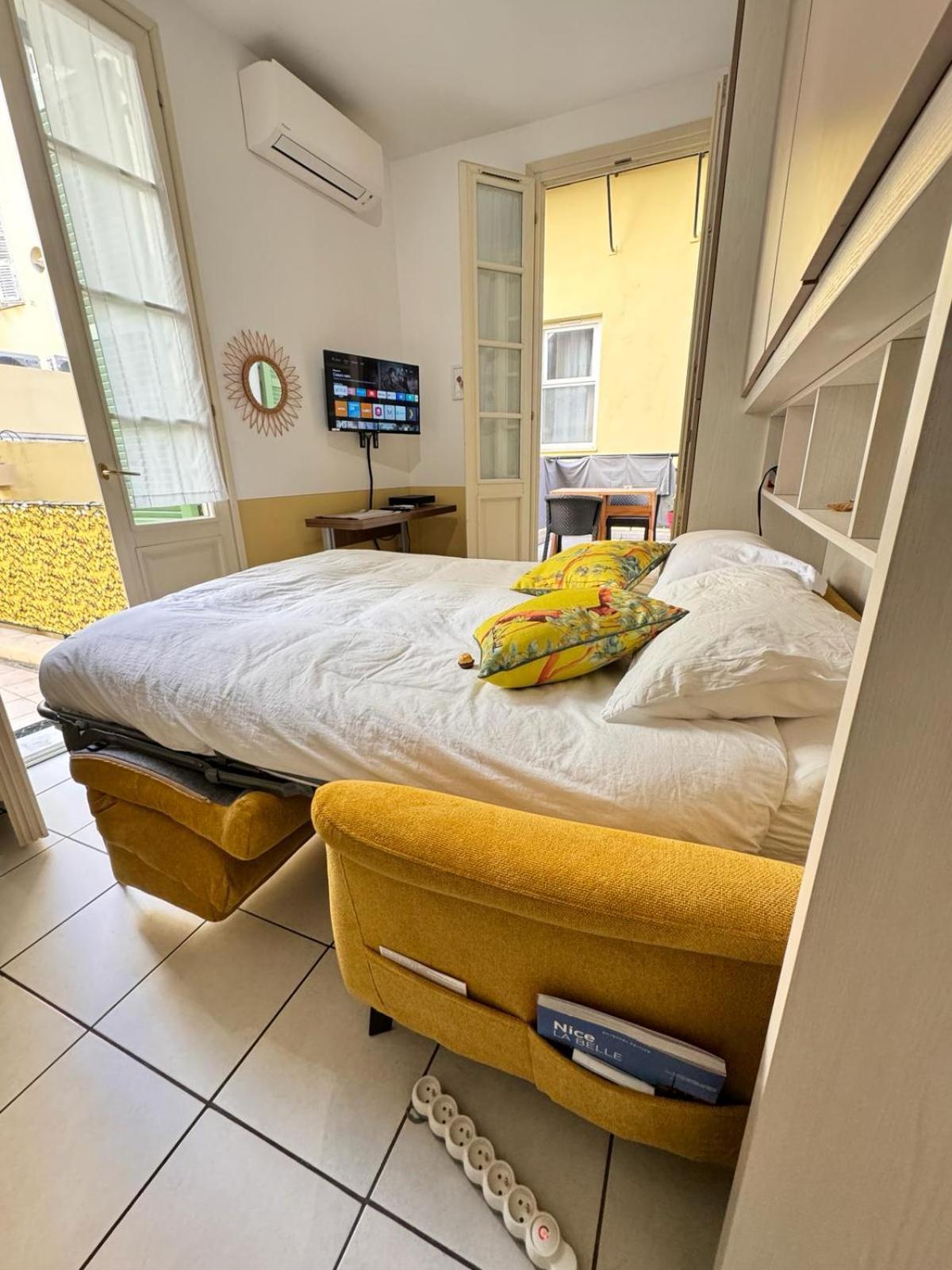 Apartment Grimaldi Ac 2 Terraces Wifi 5mins Sea