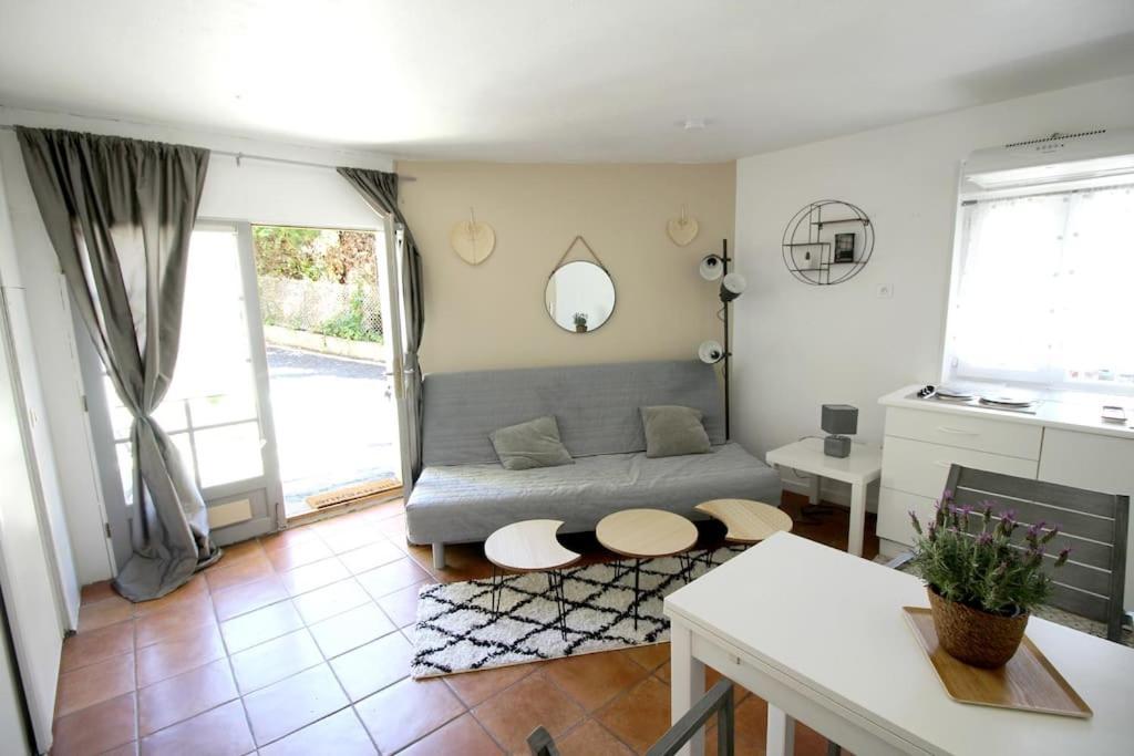 Apartment Studio Au Calme Proche Liberation *