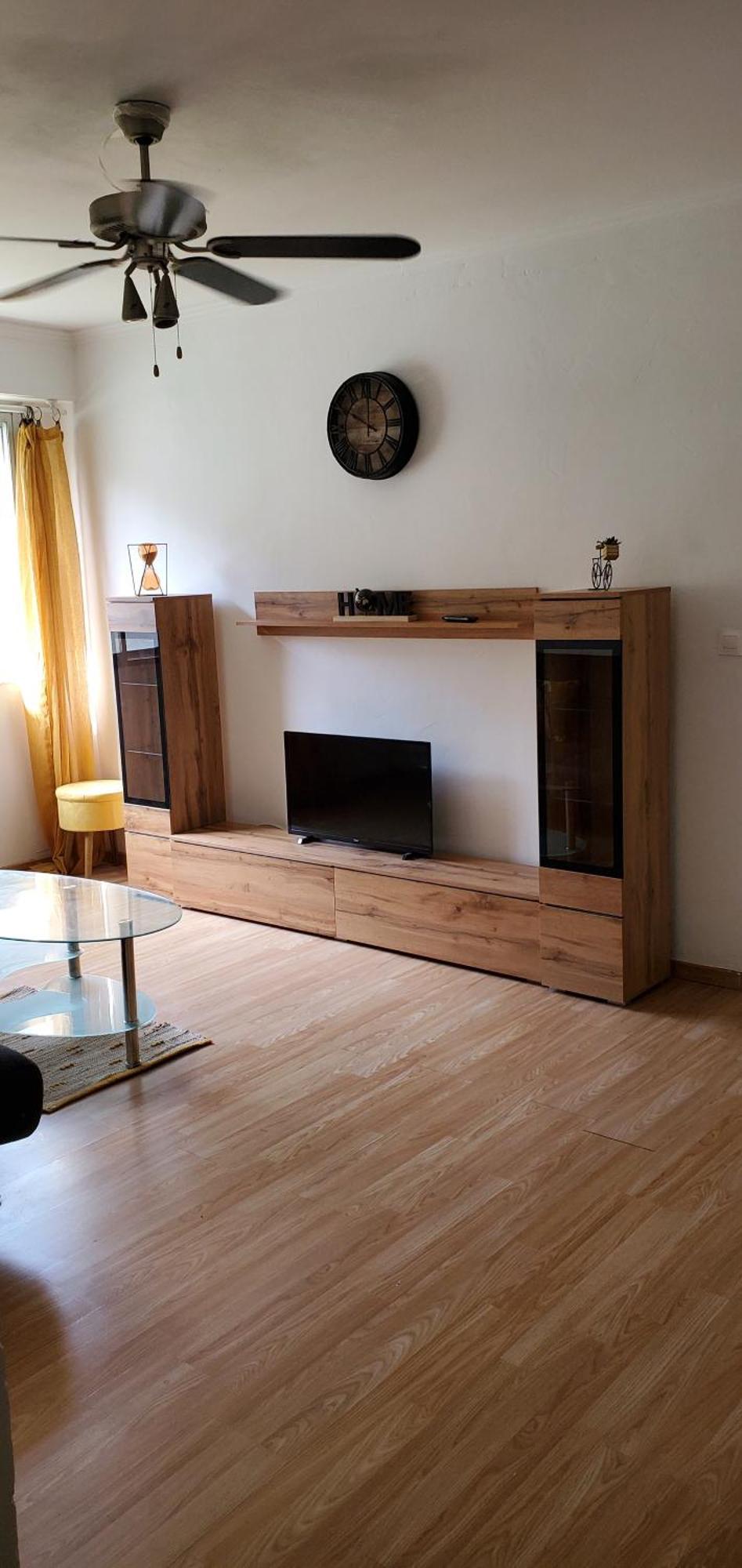 2 Pieces Proche * Nice