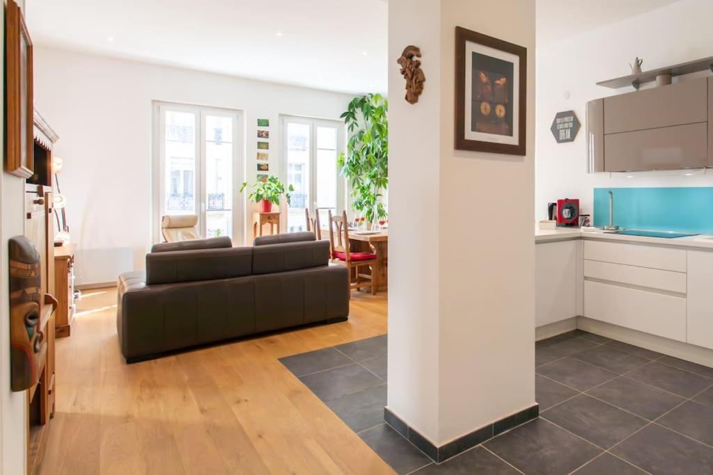 #22 Emma 2bdr Balcony Center Town 2mins Tramway Apartamento