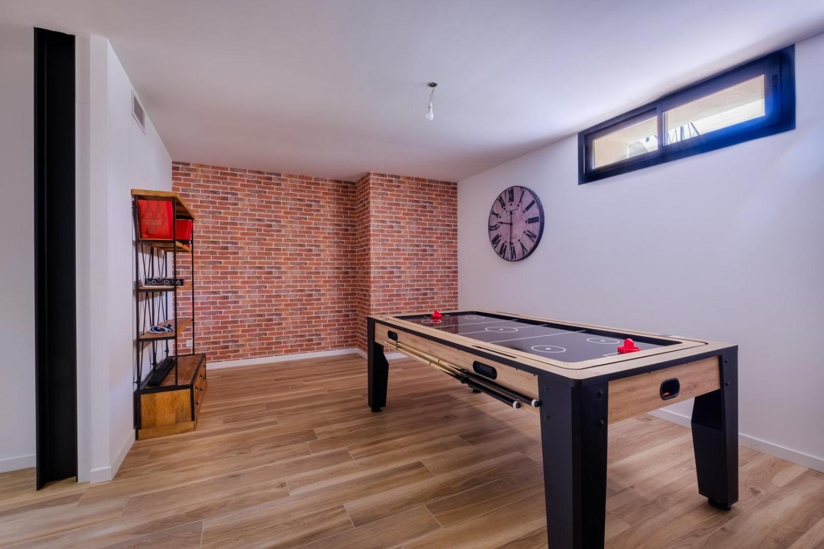 Moderne Pour 8 Personnes - Vue Sur ! Nice
