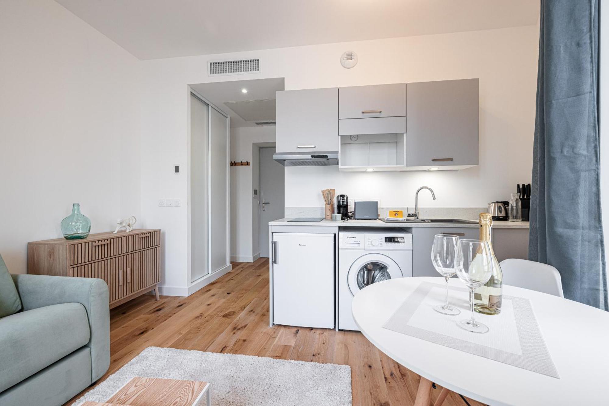 Apartment Charming Center 302 Nice