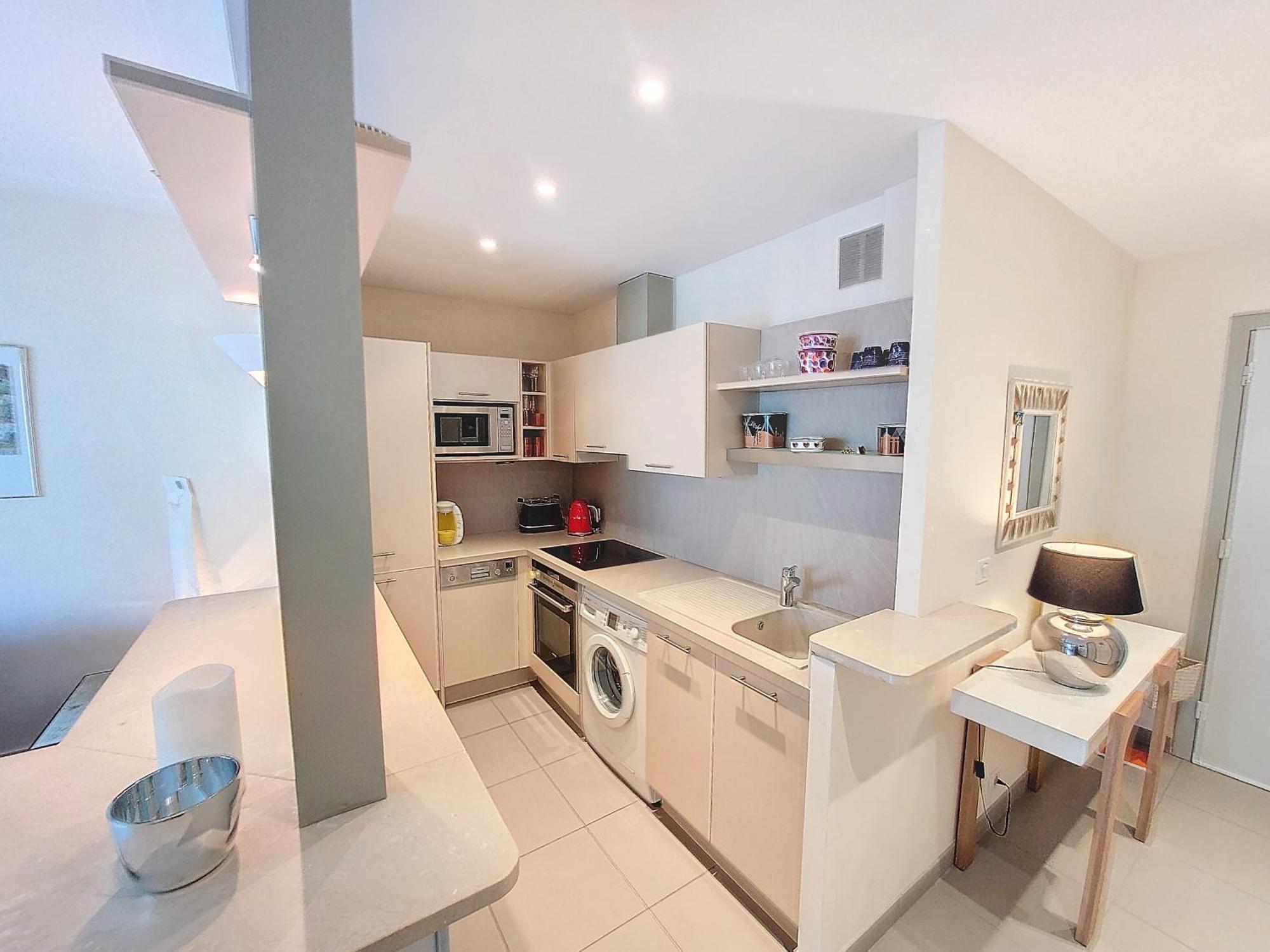 Nestor&jeeves - Baieta - Balcony Apartment *