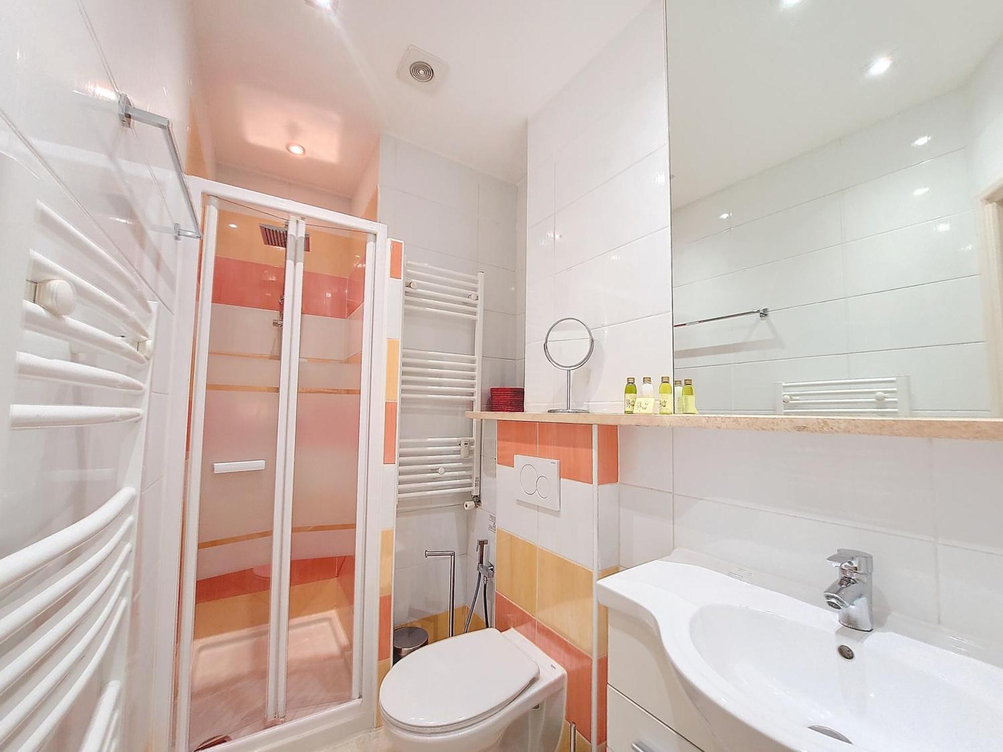 Nestor&jeeves - Marylin - - Very Close Sea