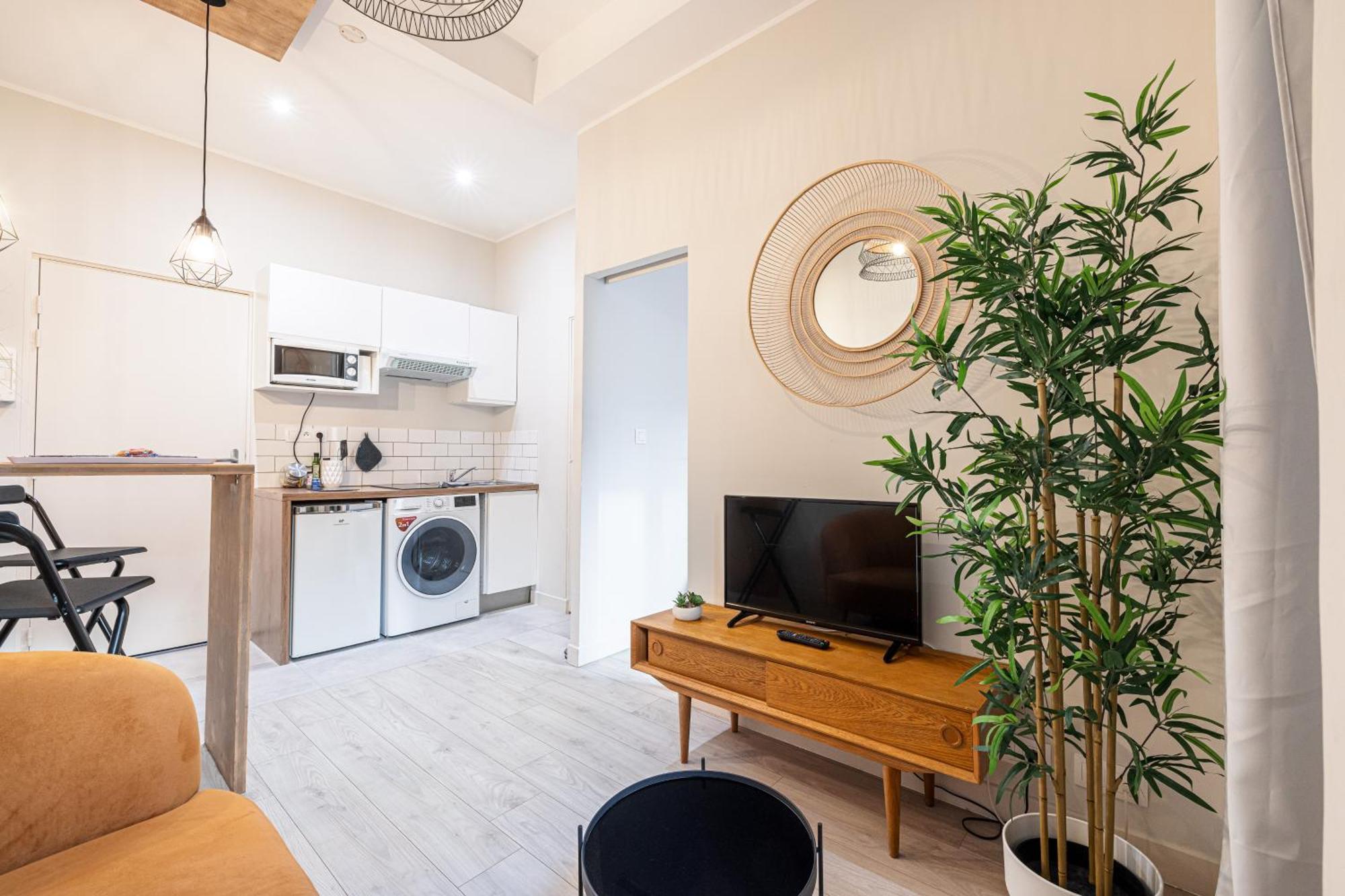 Apartment Le Petit Jean- Pres Gare Et Tram - Supermarches - Wifi - Nice