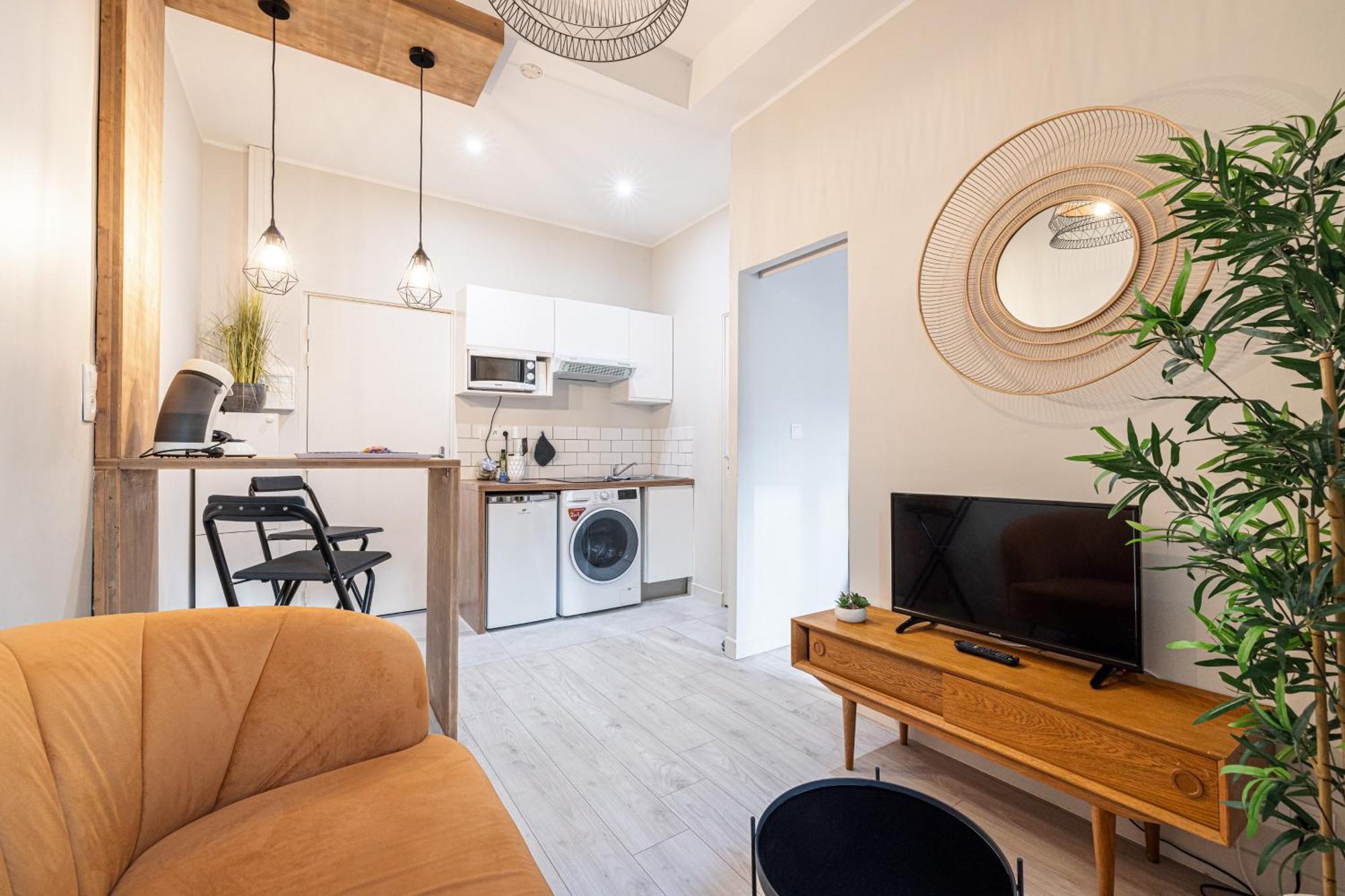 Le Petit Jean- Pres Gare Et Tram - Supermarches - Wifi - Apartment Nice