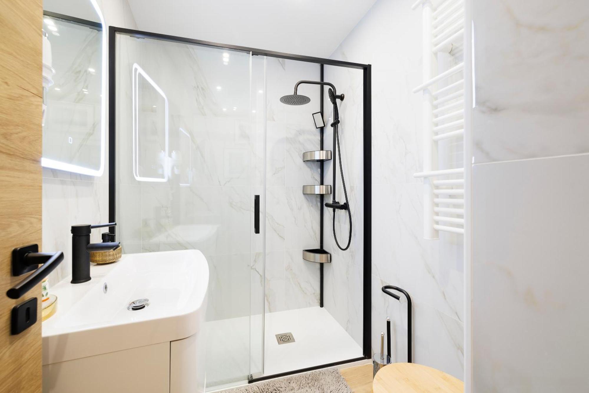 Renting - Offenbach - Luxury Fully Equipped Center Apartment Nice