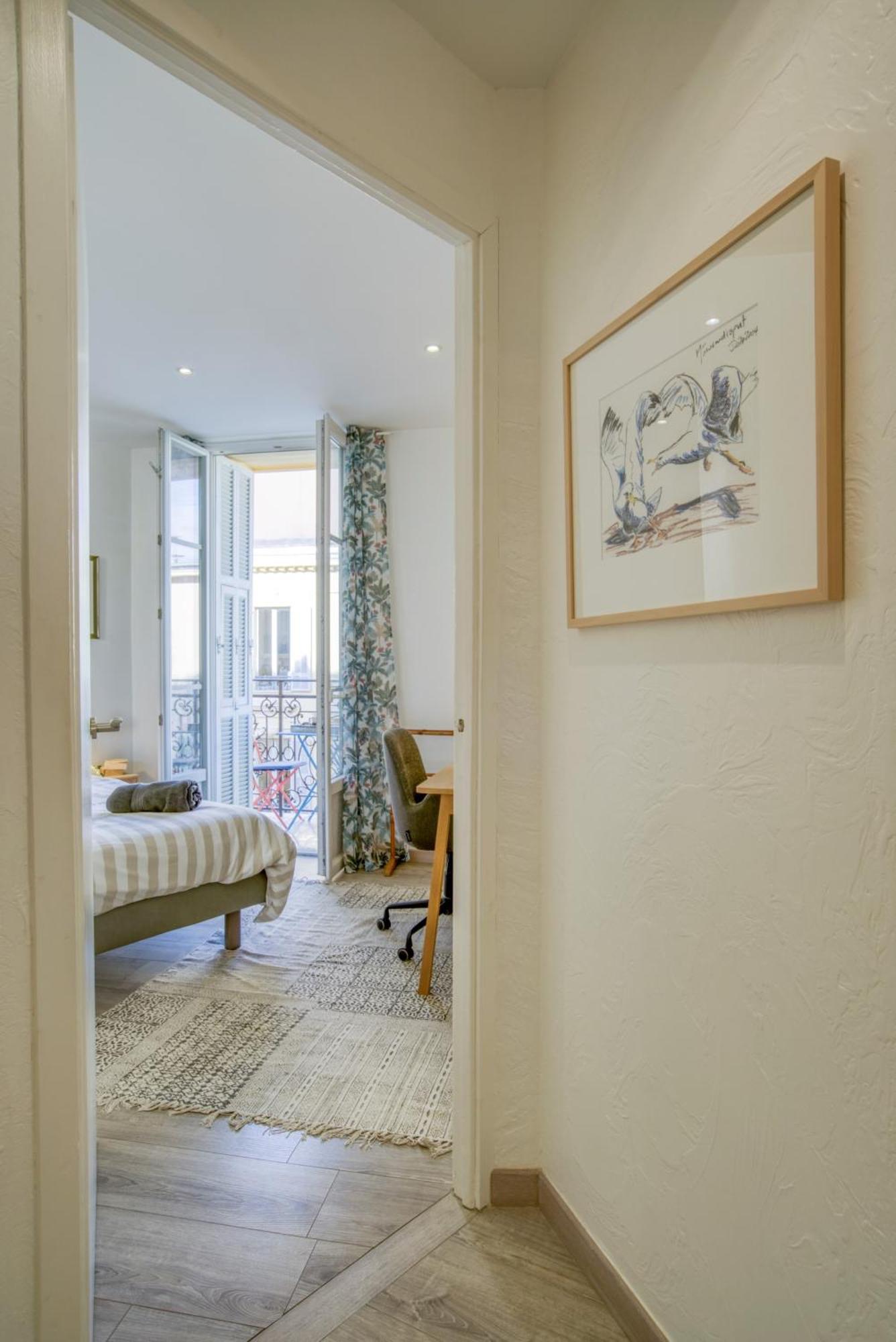 Sublime, Modern, Balconies, A/c, Refurbished Nice