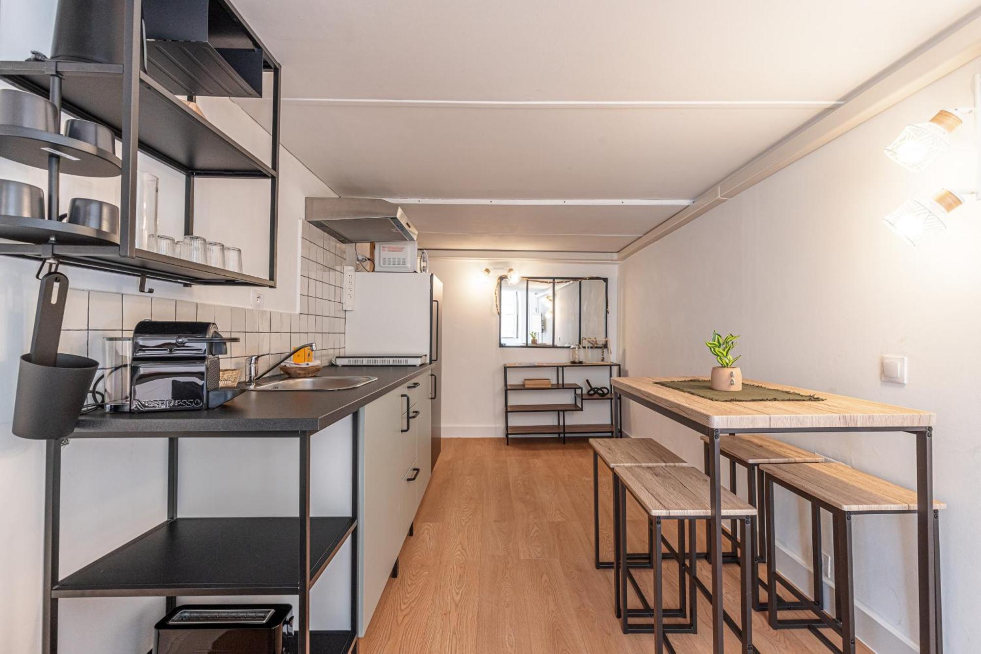 Lively District - Duplex Old Town Apartment