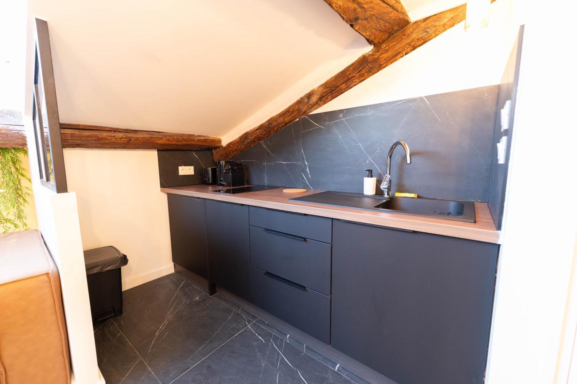 Superbe Loft - Vieux - Balneo Apartment Nice