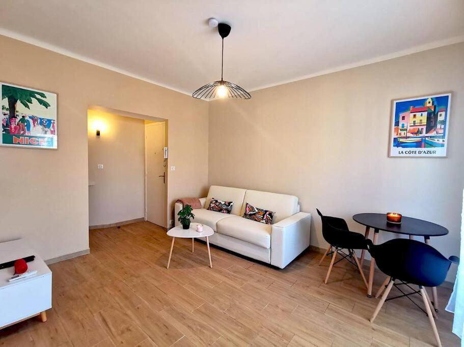 Cosy - Proche Et Gare Nice