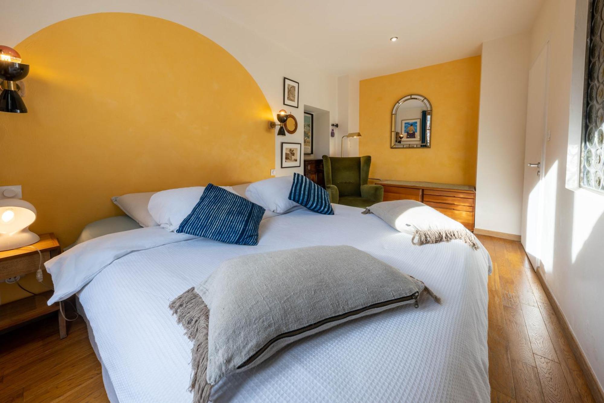 Apartamento Spacious And Bright Flat Close To The : Heart Of Old Nice