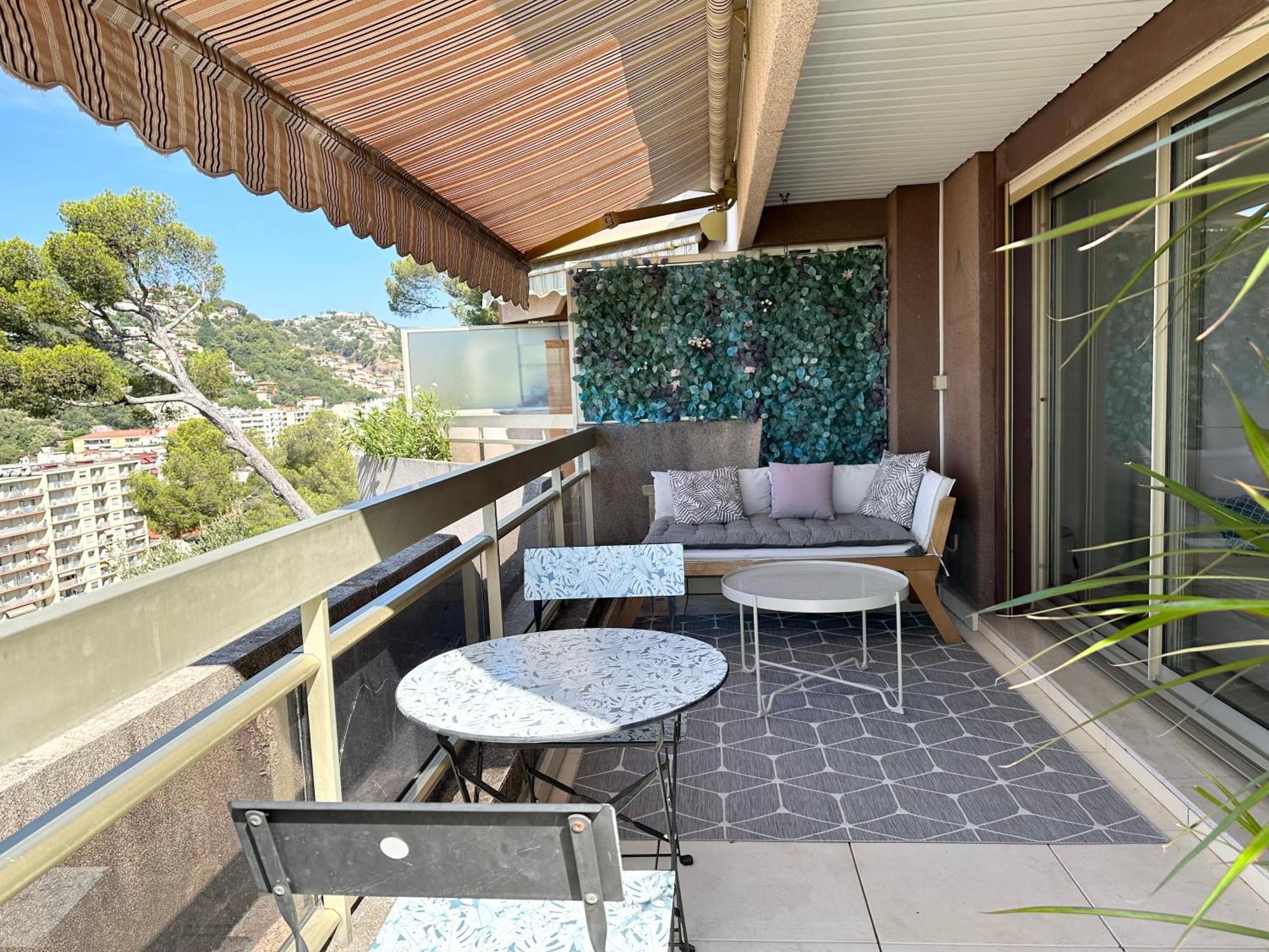 Nice, Grand Studio - Piscine - Terrasse Vue Mer Appartement *