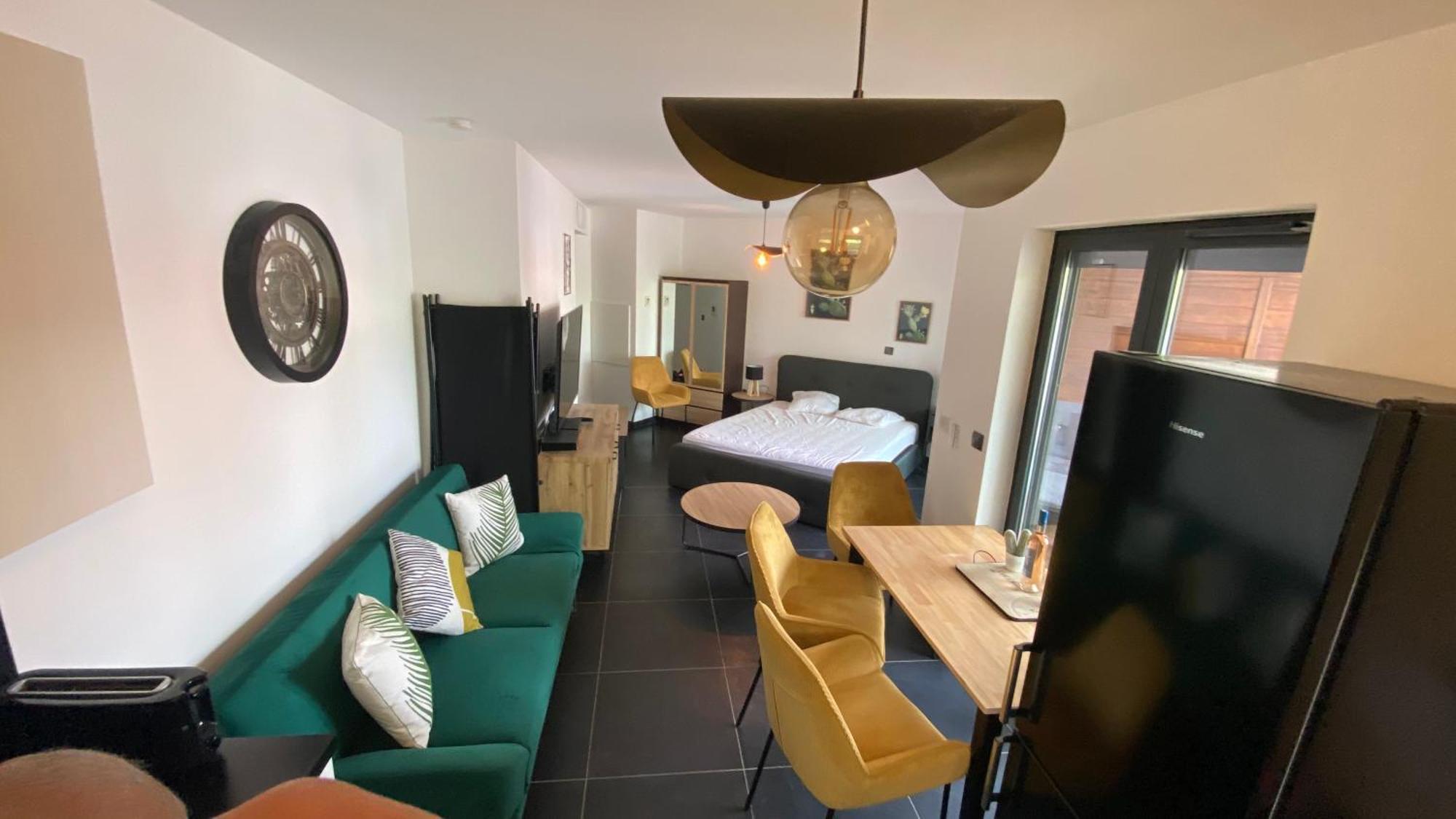 Nice, Splendide 4p Residentiel, Terrasse Vue Piscine , Garage *