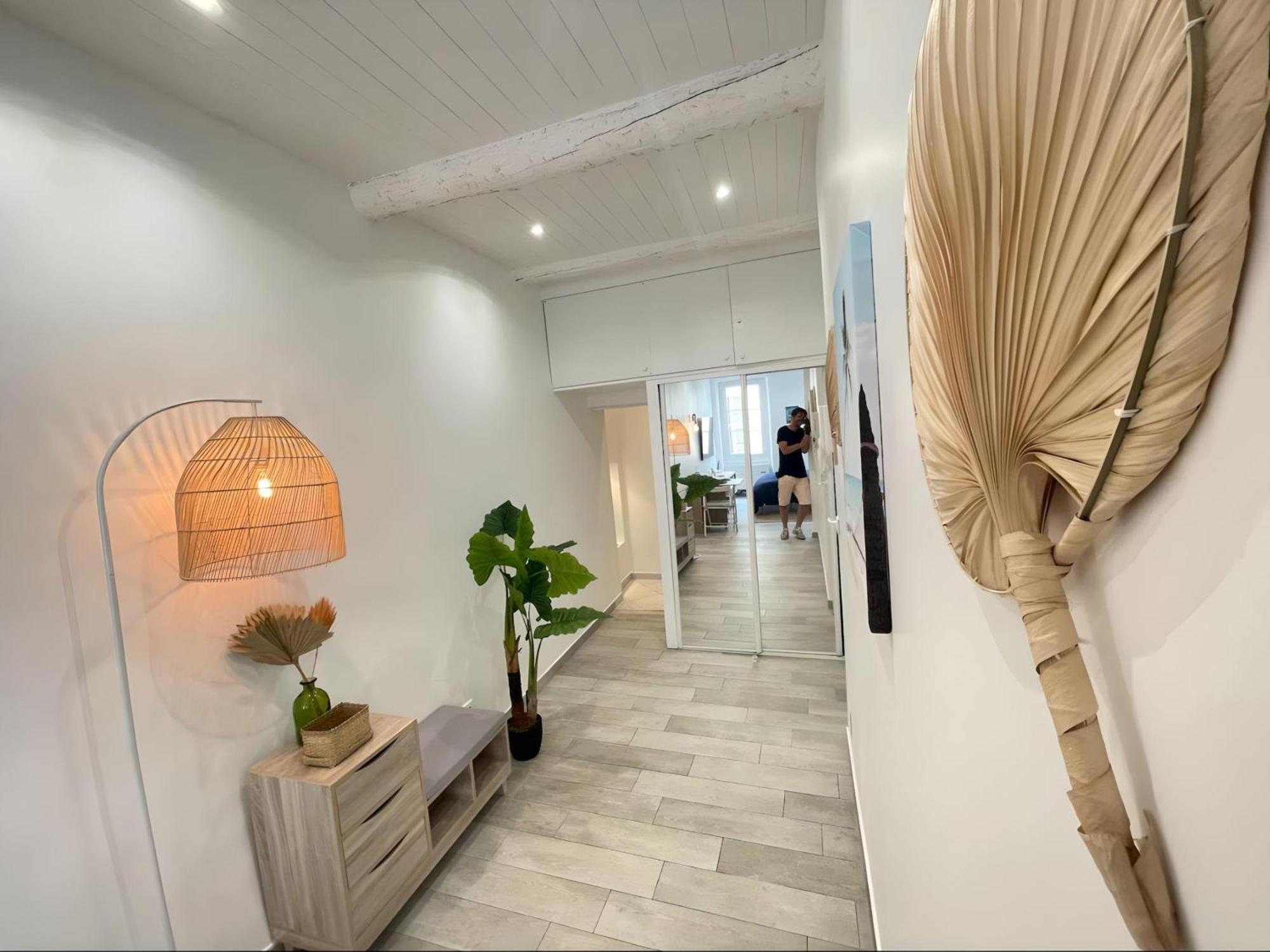 Spacieux Loft Coeur Vieux Apartment Nice