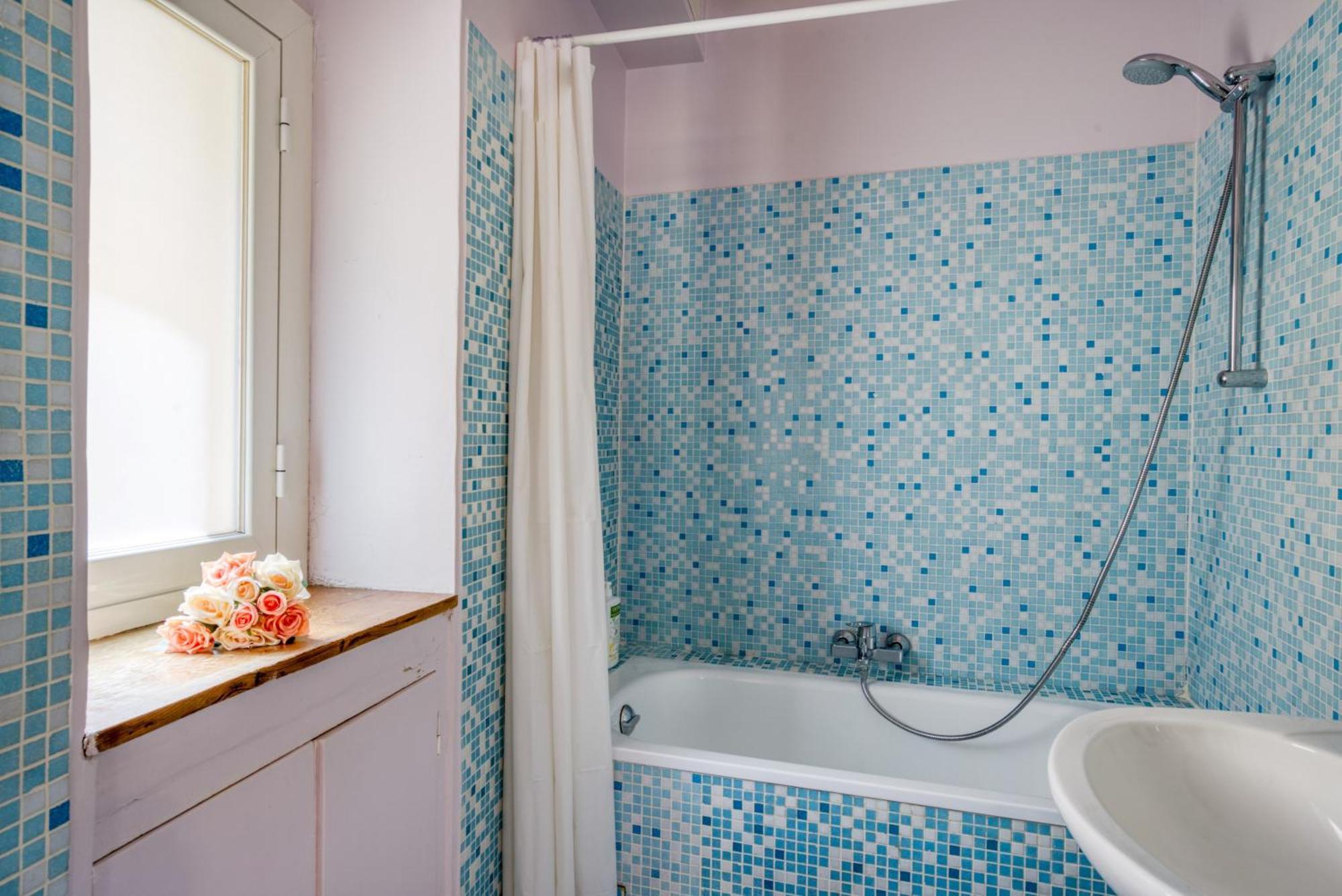 Typique - 2 Bedrooms,typical Apartment-old Town Apartment Nice