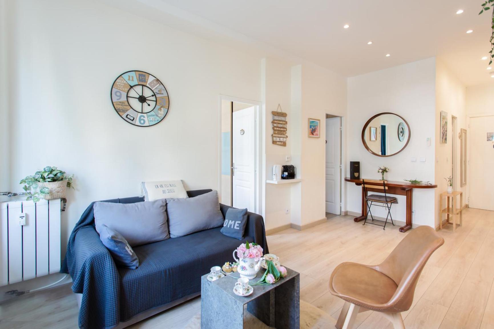 Boutique La Lavande Free Parking Center *