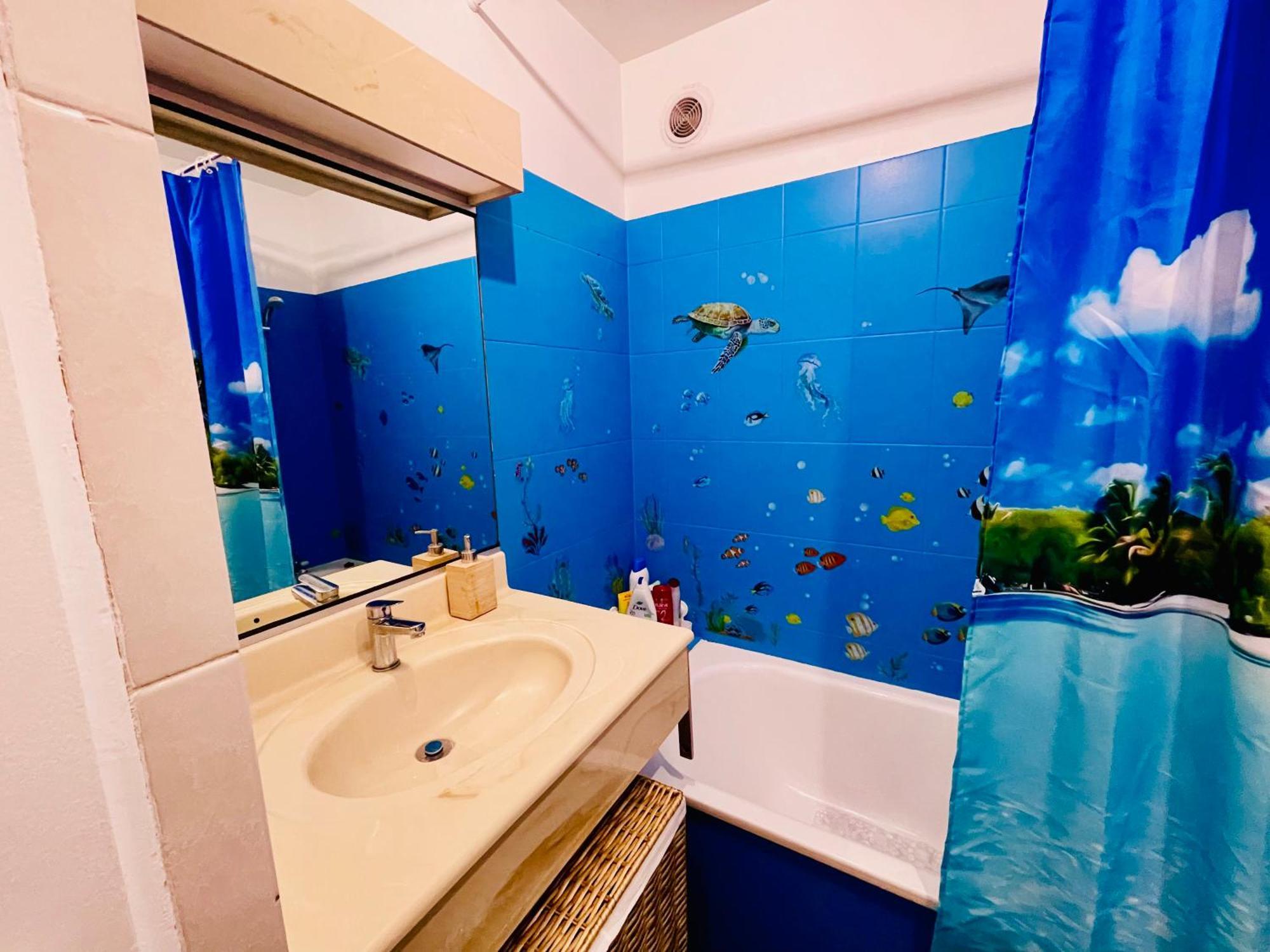 Center Side Free Paddle Beautiful Terrace