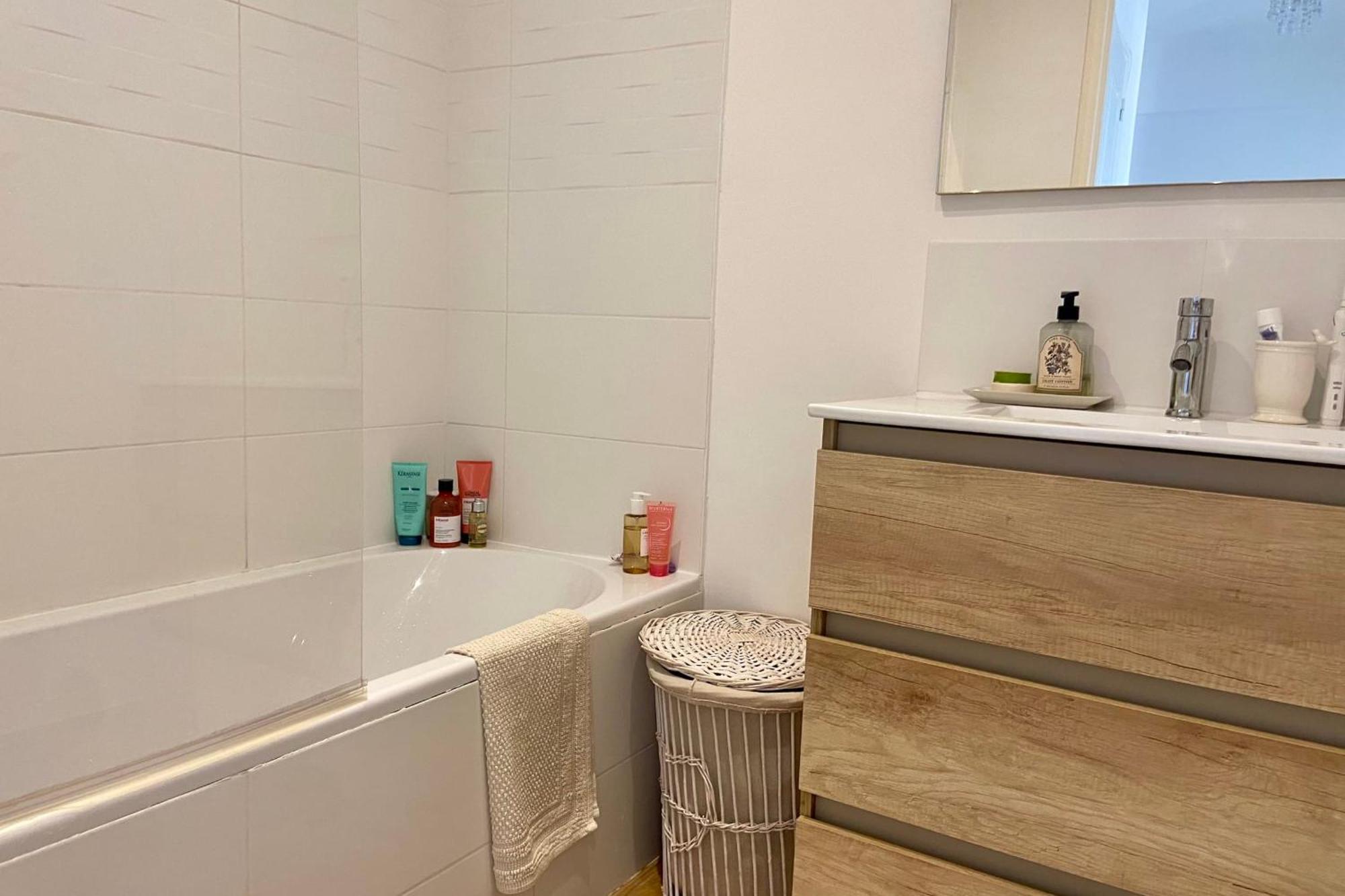 Bright 50 M With Balcony