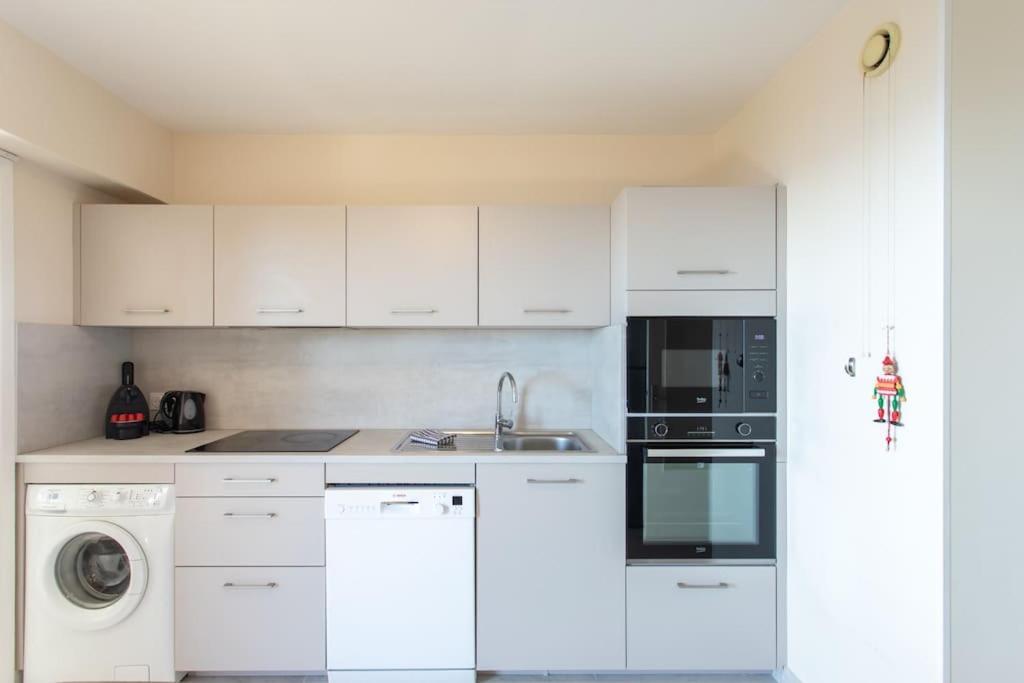 L11 Staywiz Us -claire Fontaine Sea View 2 Bdr Ac Parking Swiming Pool Apartment Nice