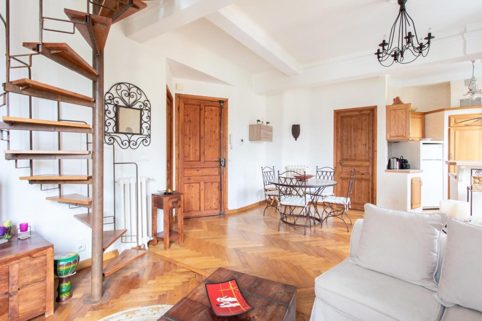 Horla Furnished Flat *