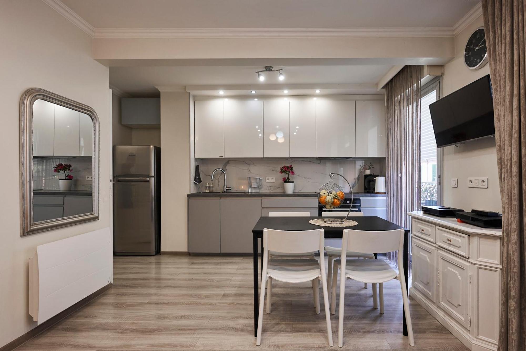 Apartment Moderne 2/3 Pieces Pres Du Port *