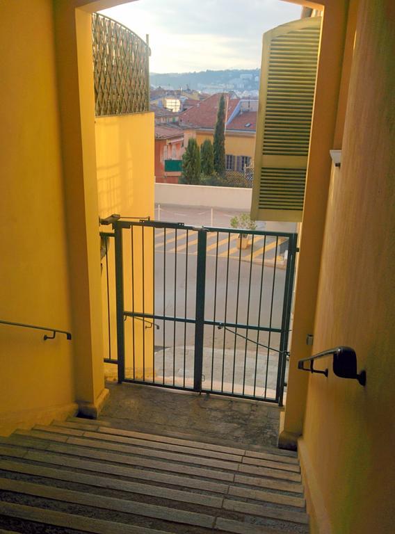 Le 7 Augustin Apartment *
