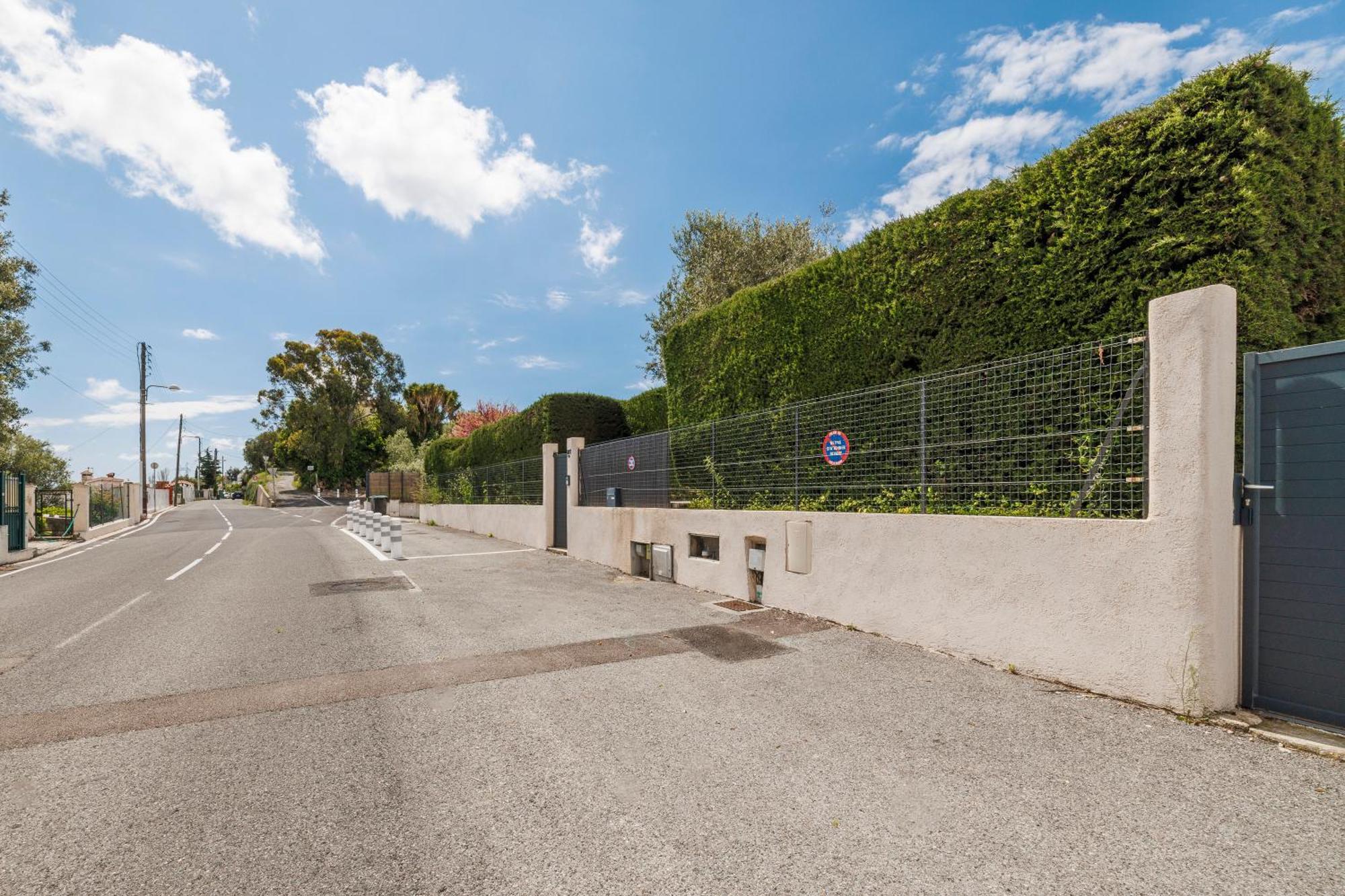 Villa Renting - Bellet - Live A Dream Pool 3 Bedroom Garden Parking Nice