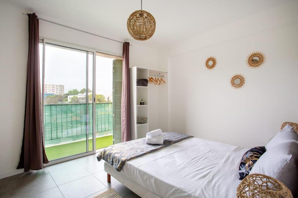 4 Pieces 8 Personnes Proche Aeroport,tramway Nice