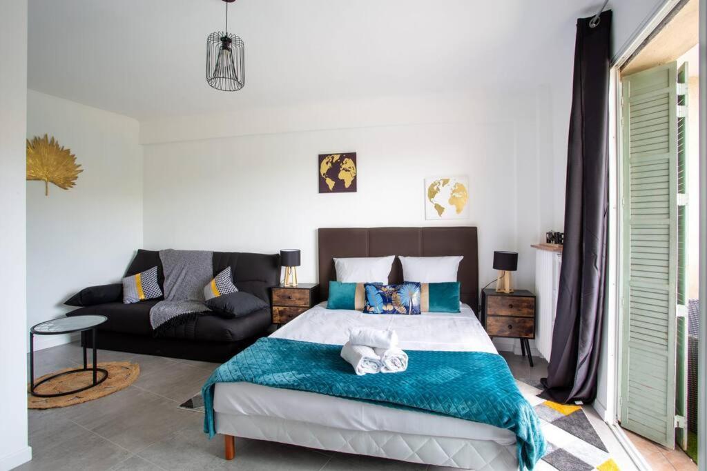 4 Pieces 8 Personnes Proche Aeroport,tramway