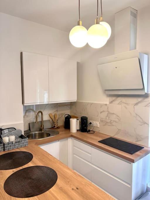 Apartment Barla - T2 Au Coeur Du Quartier Du Port De Nice