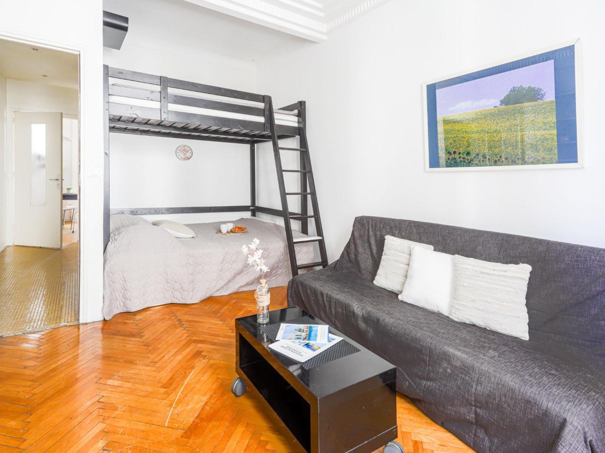 Apartment Studio Palais Clemenceau By Interhome *