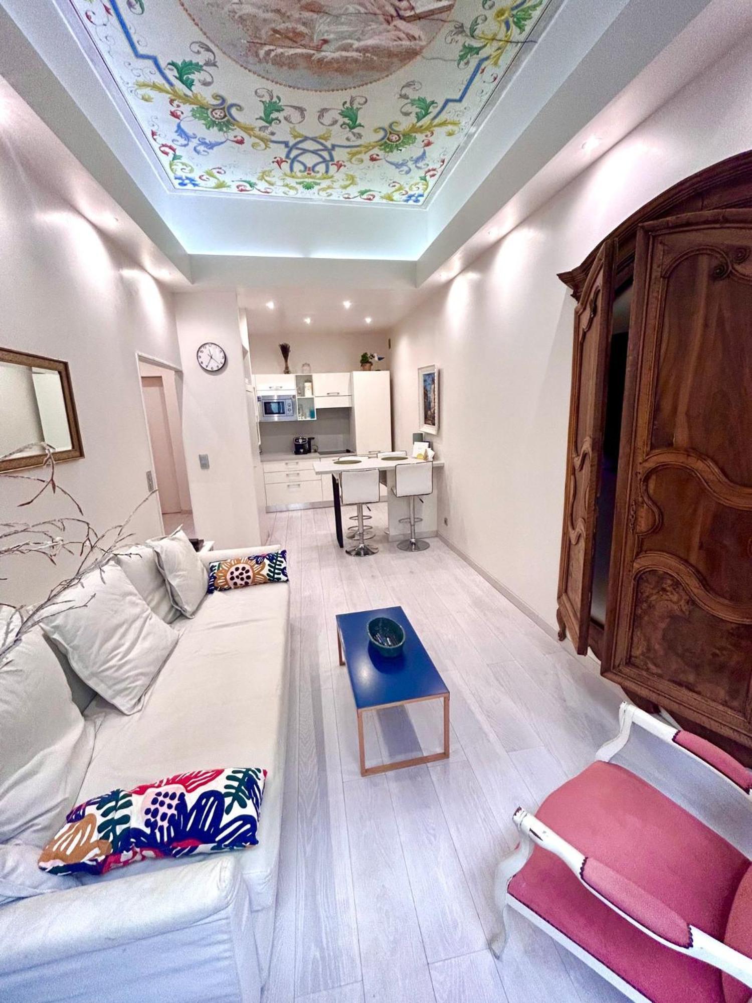Luxury In The Heart Of Old Town Nice. Appartement Nice