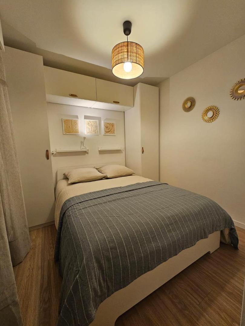 Agusta Sweethome Nice