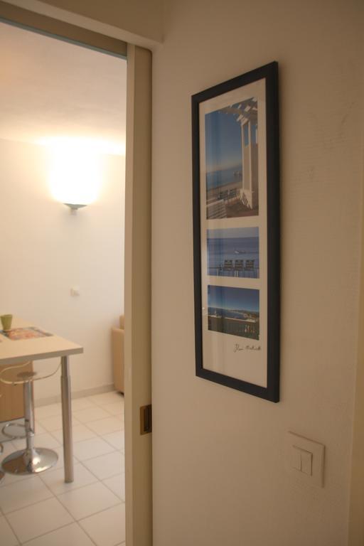 Le 7 Augustin Apartment *