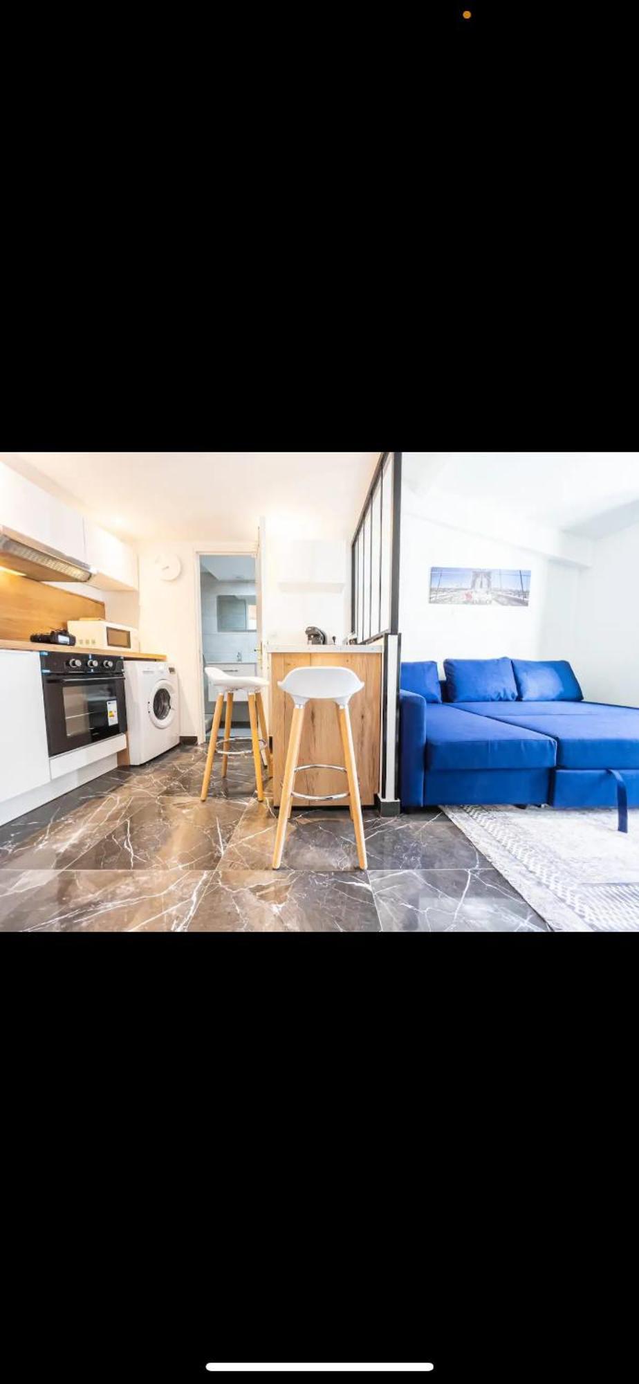 Apartment Studio Charmant