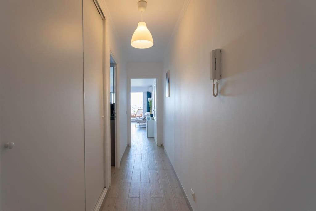 L20 Stunning Sea View, Terrace, Parking, Ac, Wifi Apartment