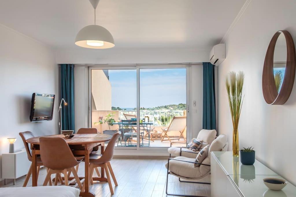 L20 Stunning Sea View, Terrace, Parking, Ac, Wifi