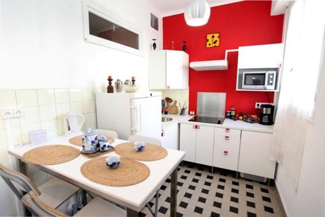 Studio 2 Steps From The Sea, Calm, Full Furnished