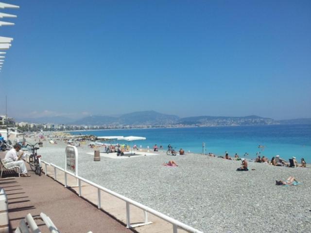 Appartement Studio 2 Steps From The Sea, Calm, Full Furnished *