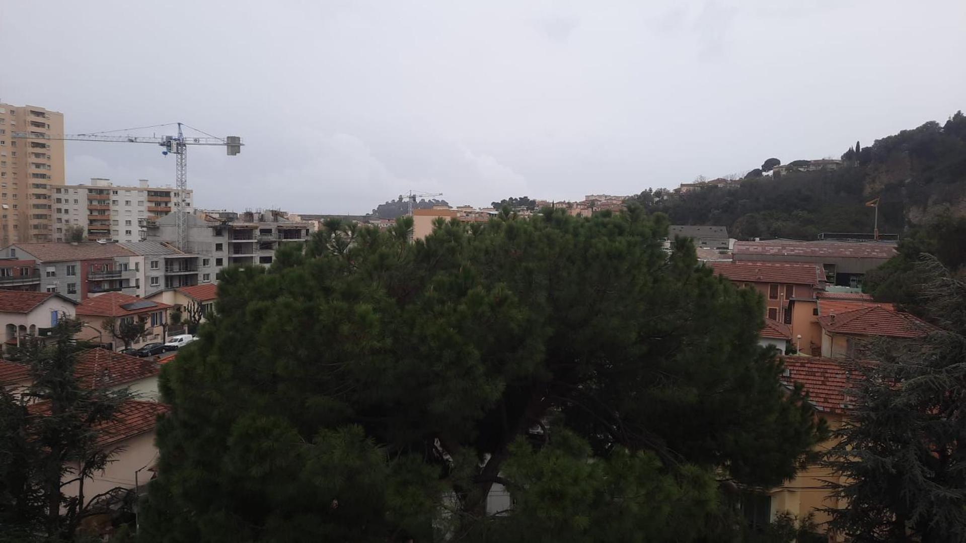 Apartment Grand 2 Pieces Traversant